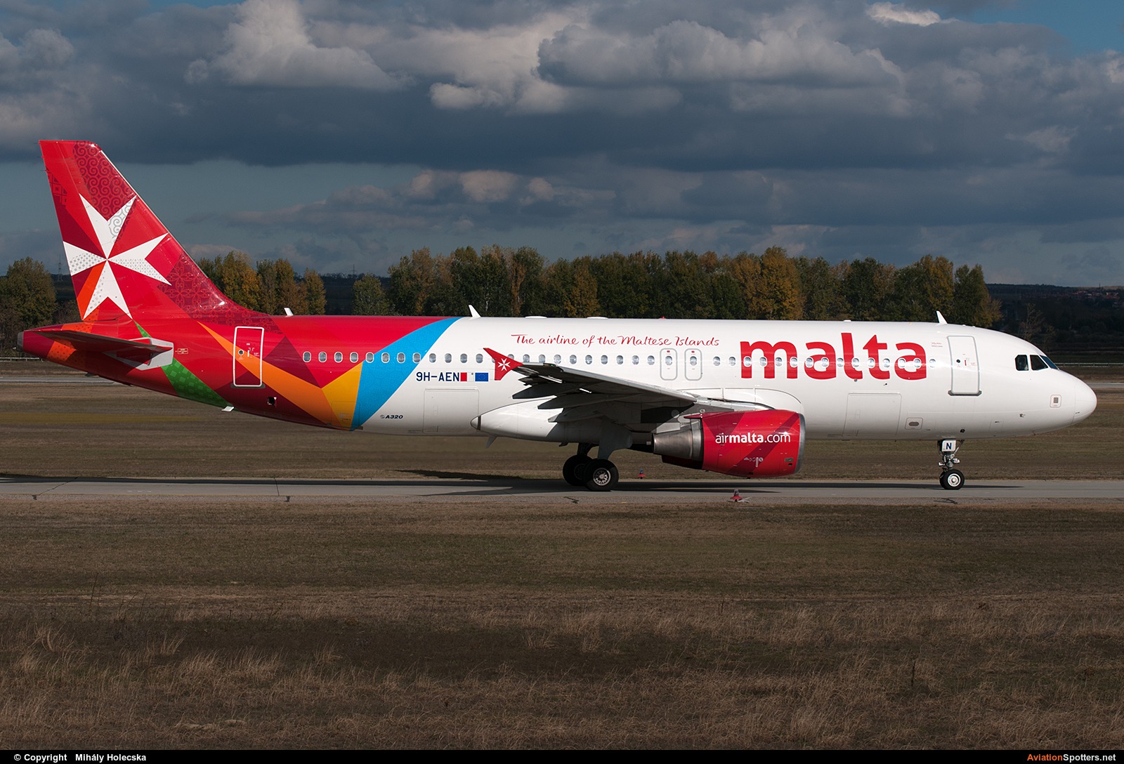 Air Malta  -  A320  (9H-AEN) By Mihály Holecska (Misixx)