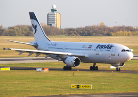 Airbus - A300 (EP-IBC) - Roodkop