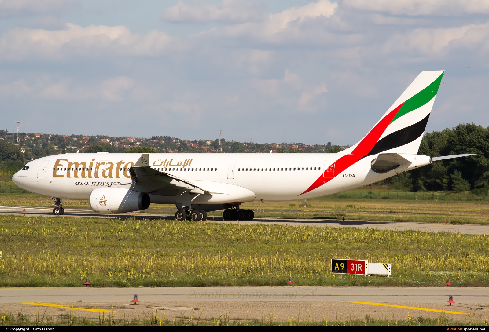 Emirates Airlines  -  A330-200  (A6-EKQ) By Orth Gábor (Roodkop)