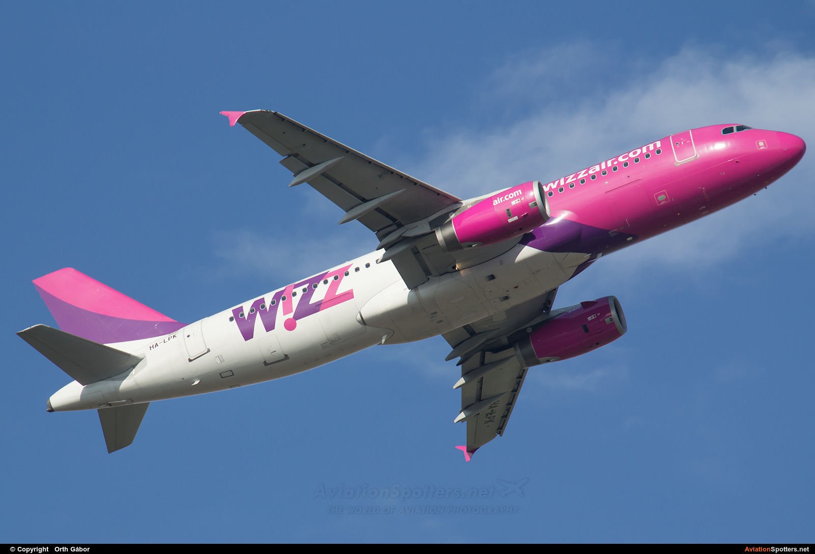 Wizz Air  -  A320  (HA-LPK) By Orth Gábor (Roodkop)