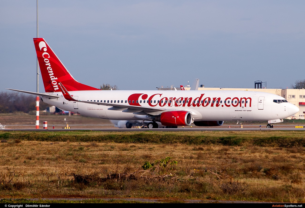 Corendon Airlines  -  737-800  (TC-TJH) By Dömötör Sándor (mat1899)