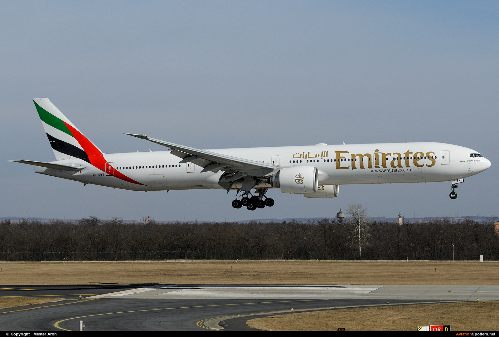 Emirates Airlines  -  777-300ER  (A6-EBV) By Mester Aron (MesterAron)