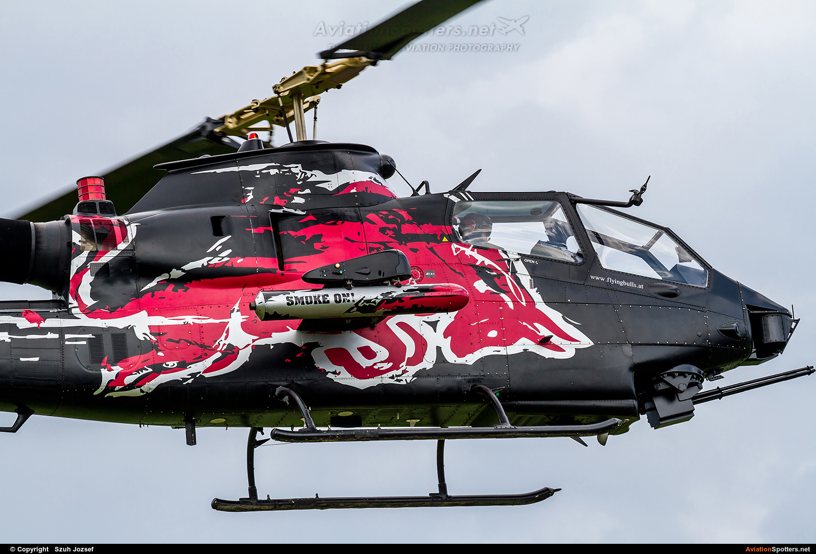 The Flying Bulls  -  TAH-1F Cobra  (N11FX) By Szuh Jozsef (szuh jozsef)