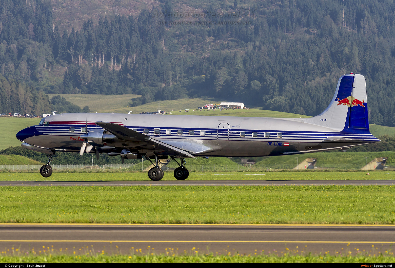 The Flying Bulls  -  DC-6B  (OE-LDM) By Szuh Jozsef (szuh jozsef)