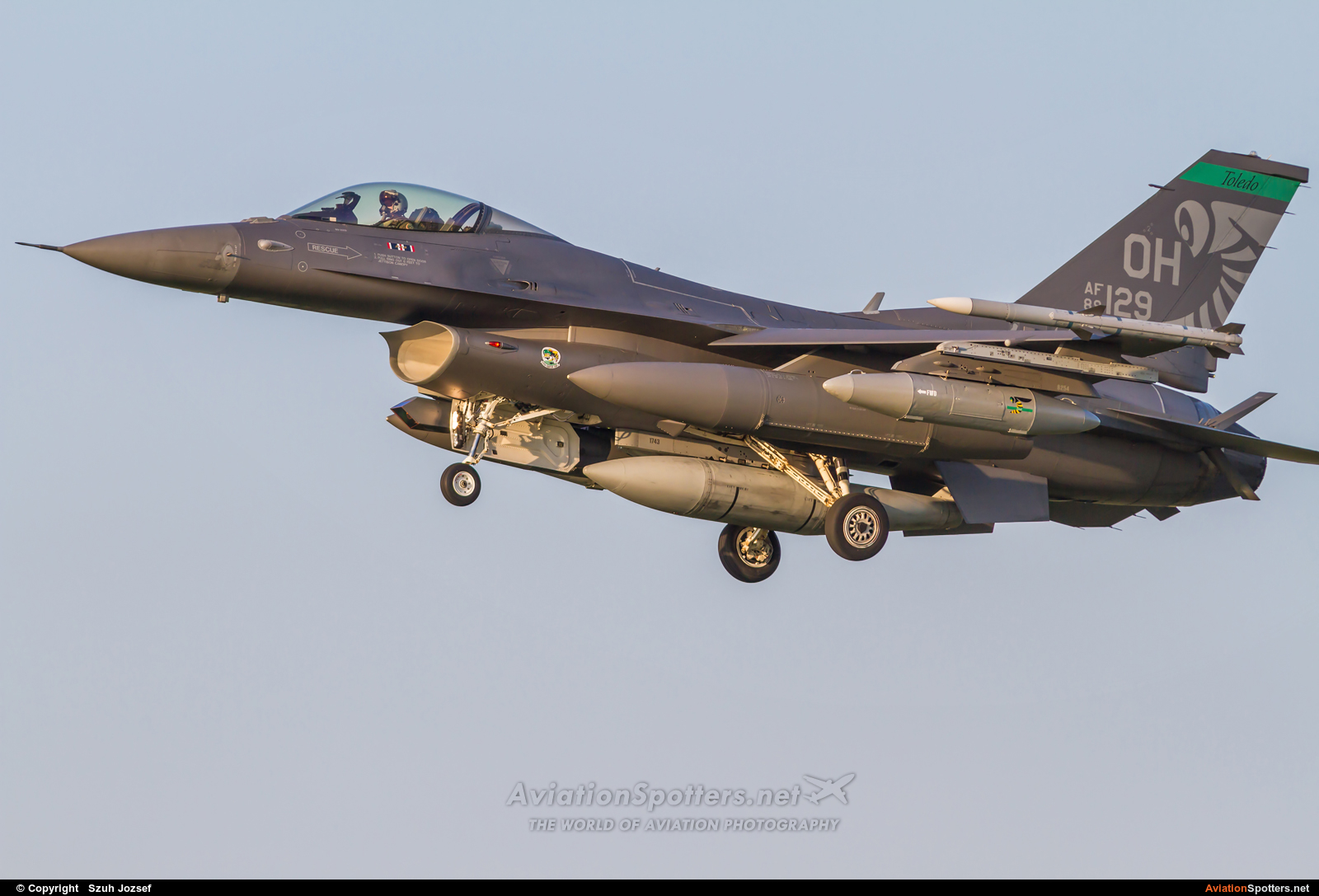 USA - Air Force  -  F-16C Fighting Falcon  (89-2129) By Szuh Jozsef (szuh jozsef)