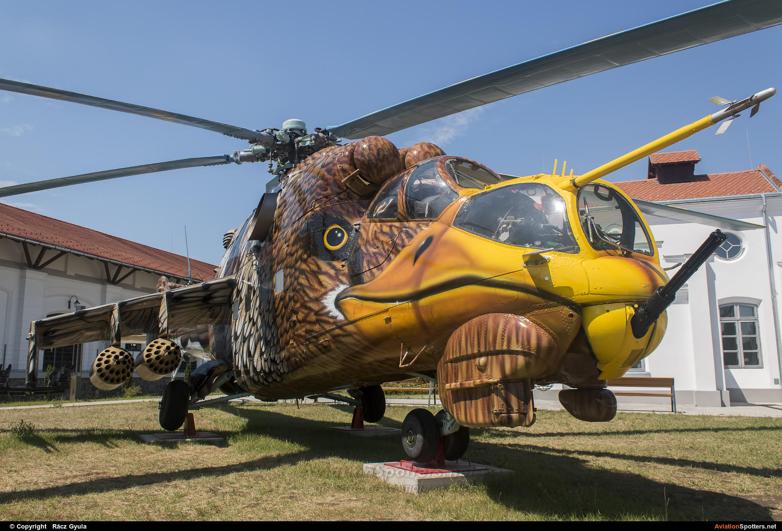Hungary - Air Force  -  Mi-24D  (117) By Rácz Gyula (Spawn)
