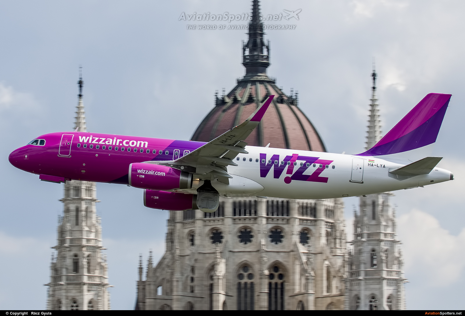 Wizz Air  -  A320-232  (HA-LYA) By Rácz Gyula (Spawn)