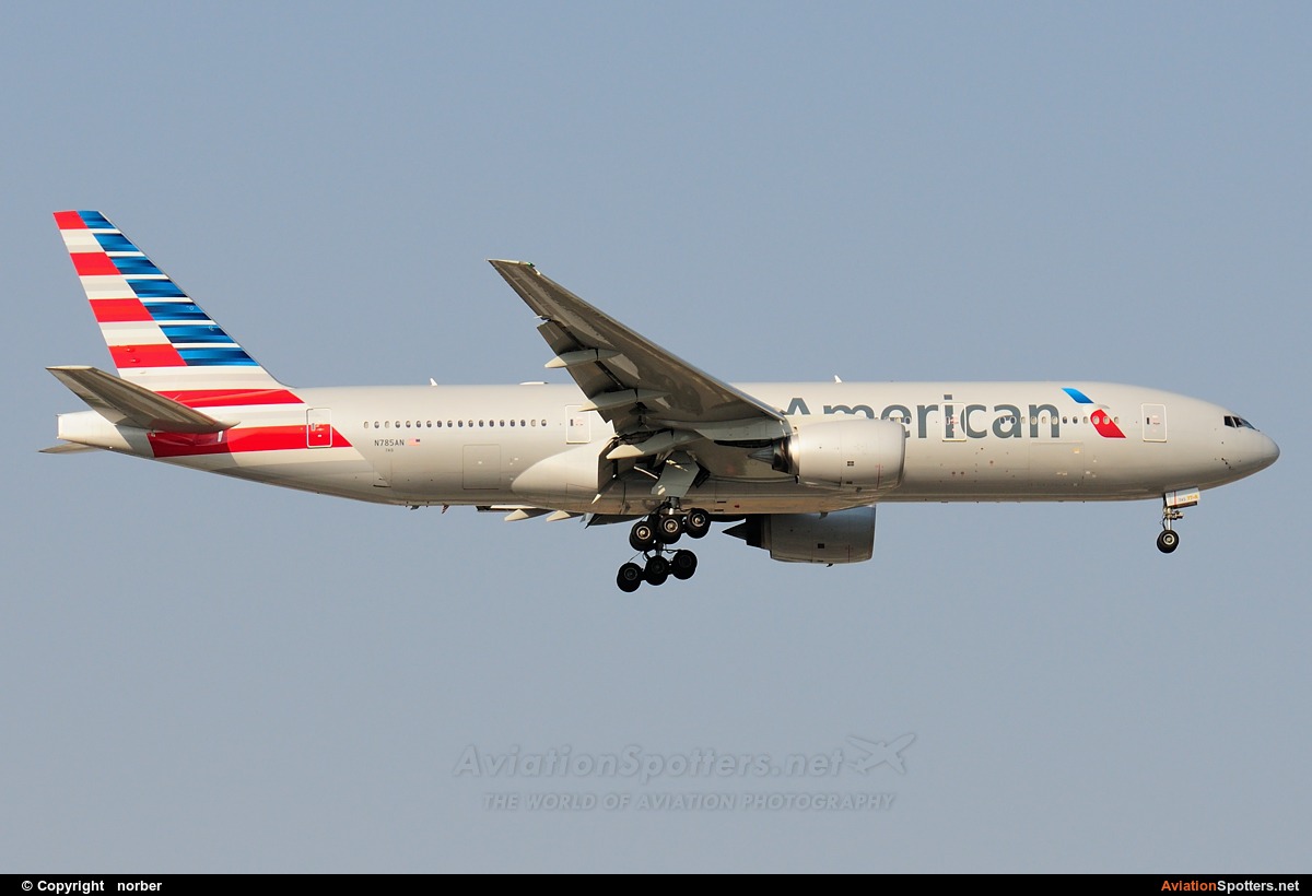 American Airlines  -  777-200ER  (N785AN) By norber (norber)