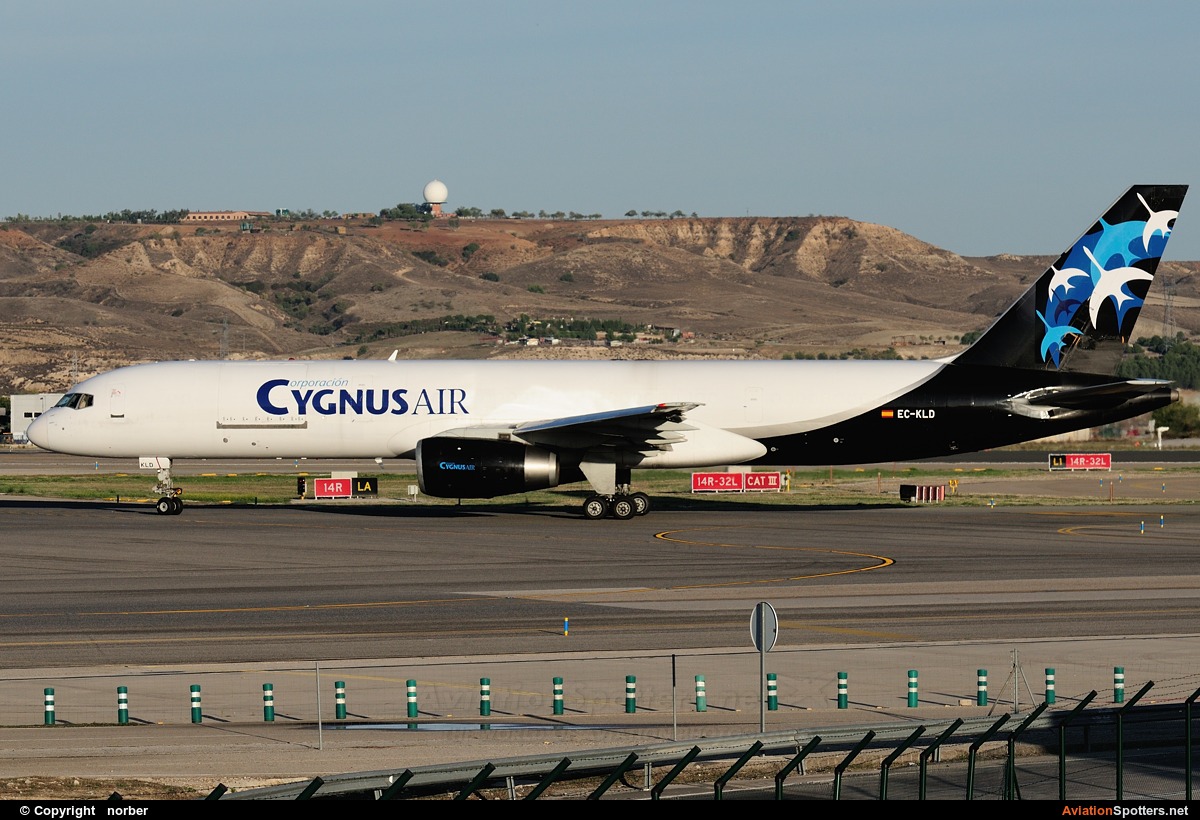 Cygnus Air  -  757-200F  (EC-KLD) By norber (norber)