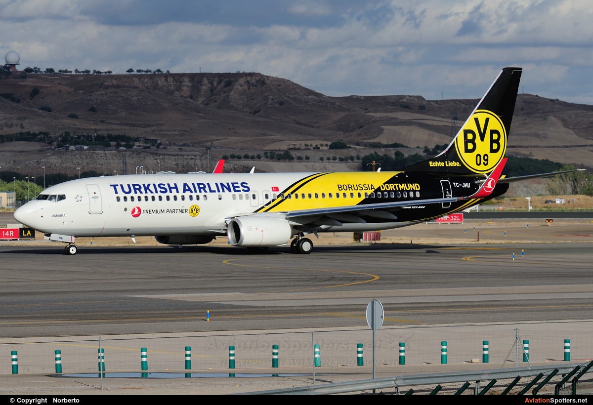 Turkish Airlines  -  737-800  (TC-JHU) By norber (norber)