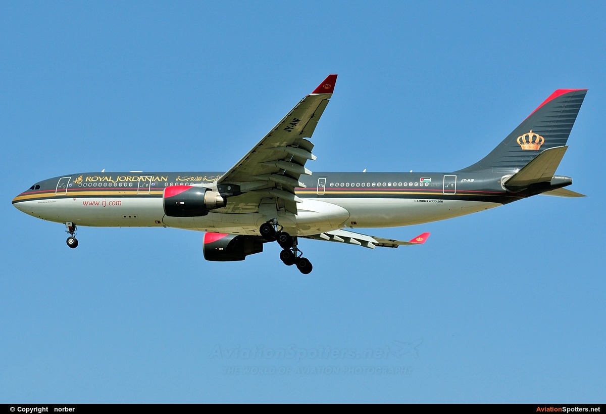 Royal Jordanian Airline  -  A330-200  (JY-AIF) By norber (norber)