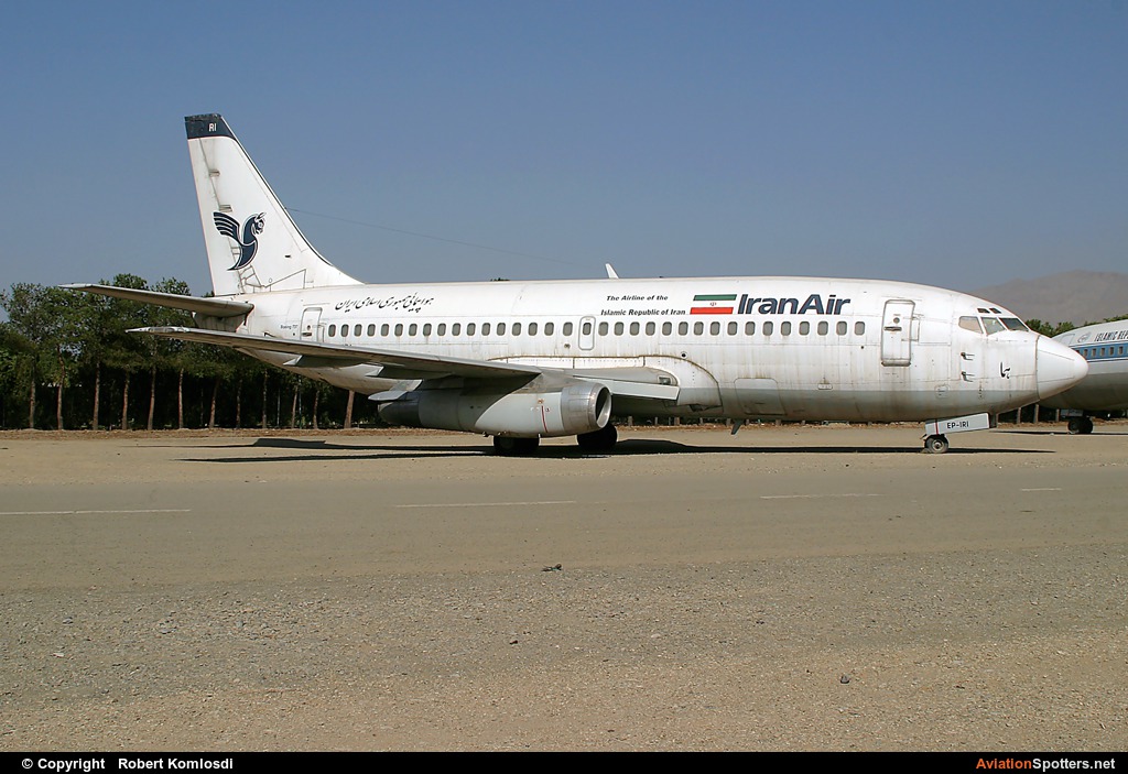 Iran Air  -  737-200  (EP-IRI) By Robert Komlosdi (Robert Komlosdi)