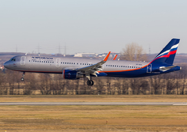 Airbus - A321-211 (VP-BAX) - odin7602
