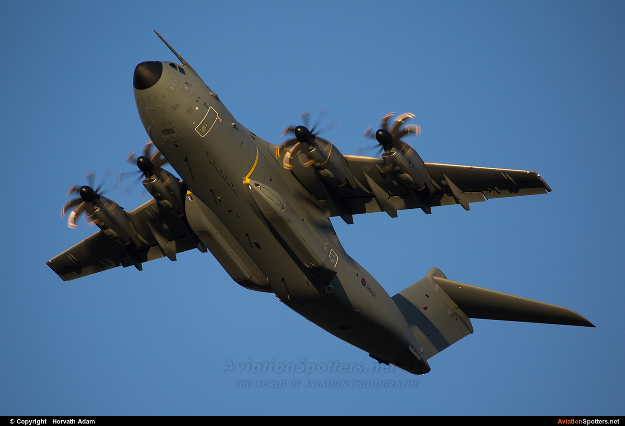 UK - Air Force  -  A400M  (ZM407) By Horvath Adam (odin7602)