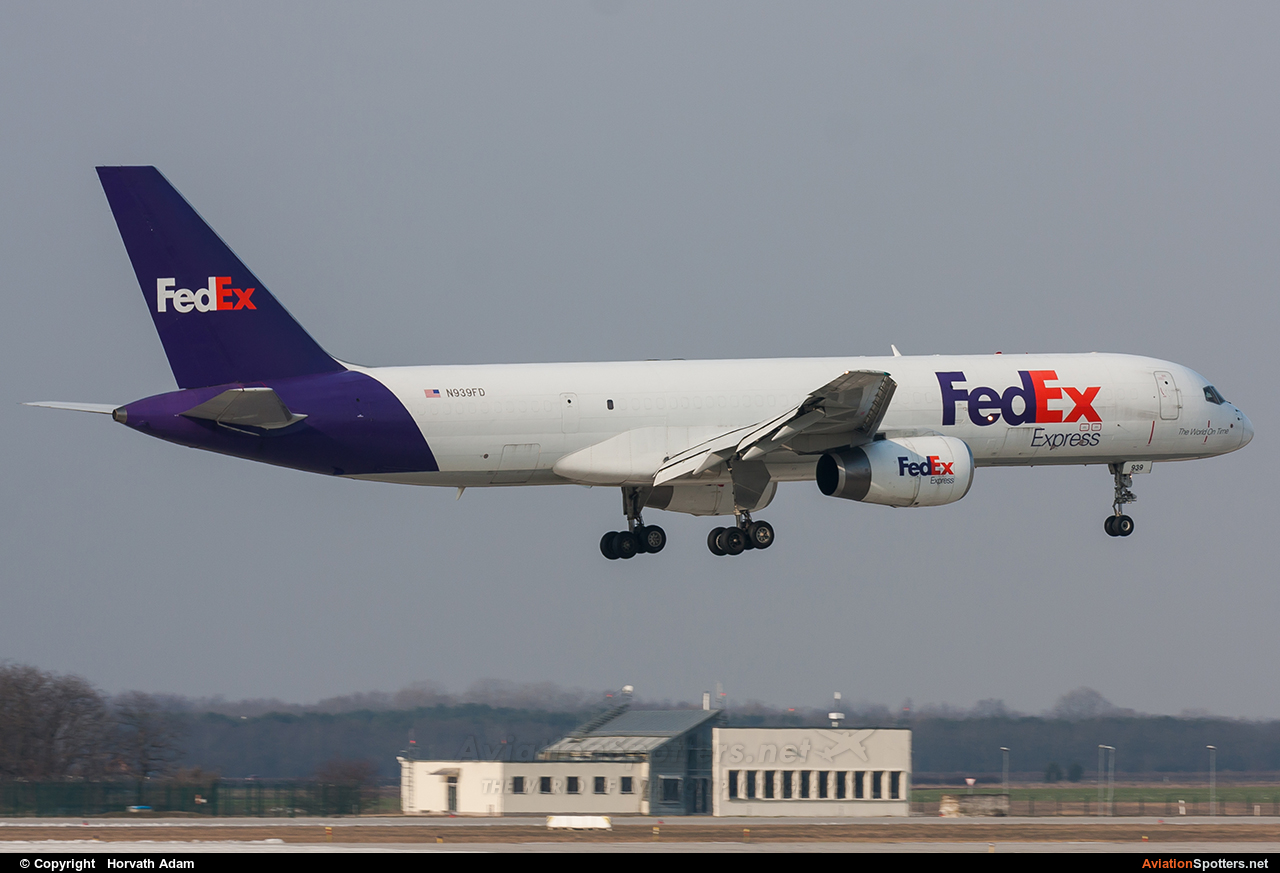 FedEx Federal Express  -  757-200  (N939FD) By Horvath Adam (odin7602)