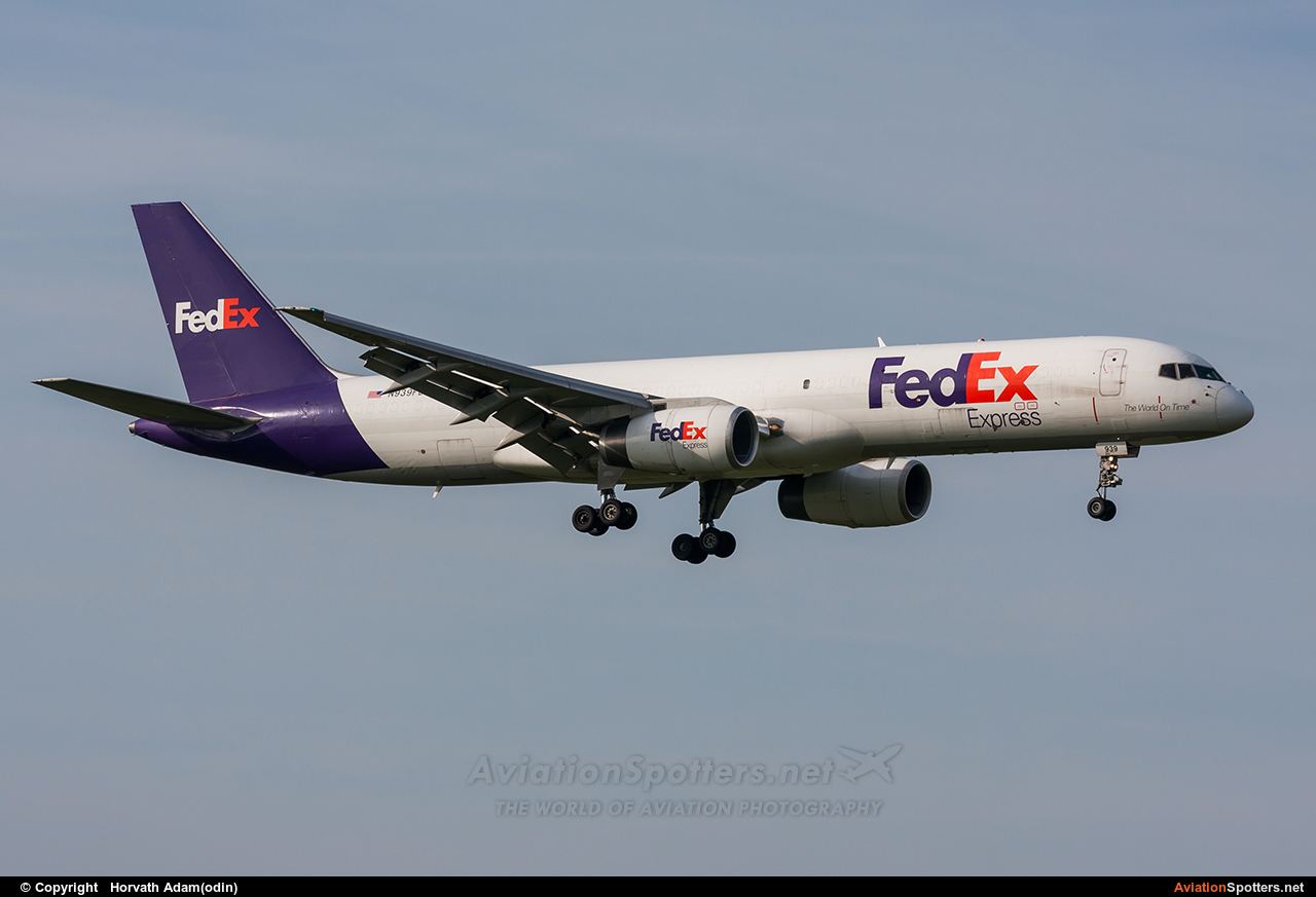 FedEx Federal Express  -  757-200  (N939FD) By Horvath Adam (odin7602)