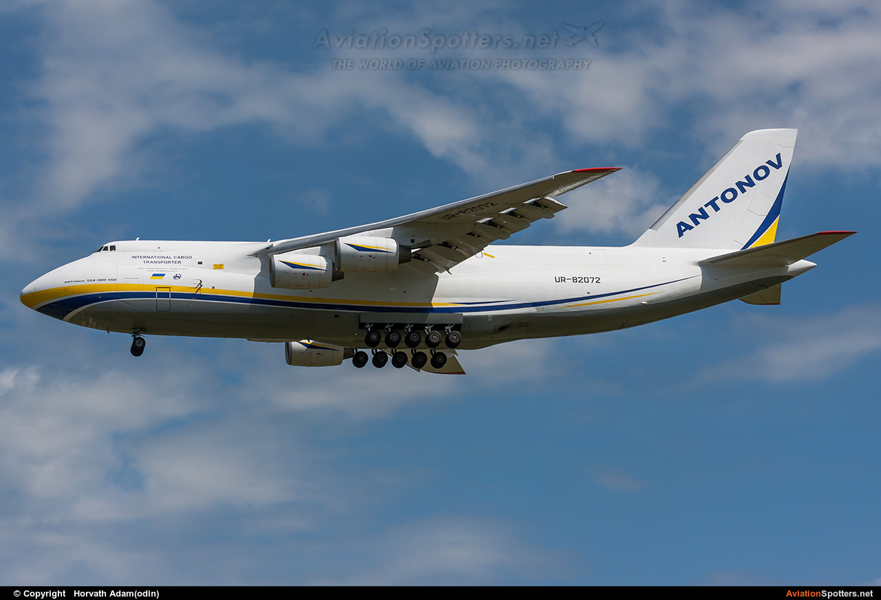 Antonov Design Bureau  -  An-124  (UR-82072) By Horvath Adam (odin7602)