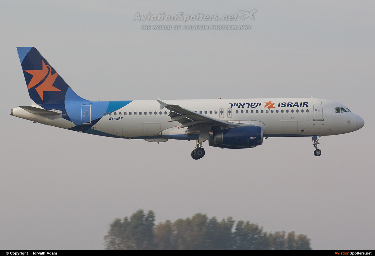 Israir Airlines  -  A320-232  (4X-ABF) By Horvath Adam (odin7602)