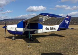 Cessna - 172 Skyhawk (all models except RG) (9A-DRA) - ptolnai