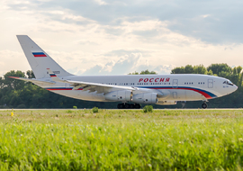 Ilyushin - Il-96 (RA-96023) - ptolnai