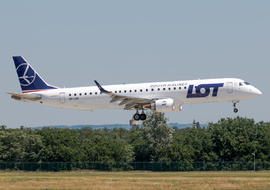 Embraer - 195LR (SP-LNP) - ptolnai