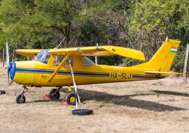 Cessna - 150 (HA-SLJ) - ptolnai