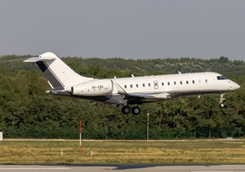 Bombardier - BD-700-1A11 Global 5000 (9H-ARE) - ptolnai