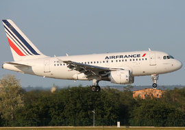 Airbus - A318 (F-GUGK) - ptolnai