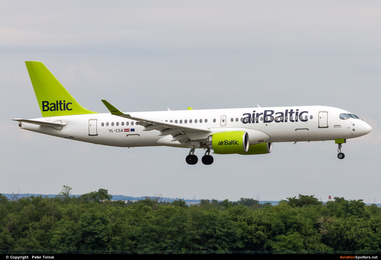 Air Baltic  -  BD-100-1A10 Challenger 300  (YL-CSA) By Peter Tolnai (ptolnai)