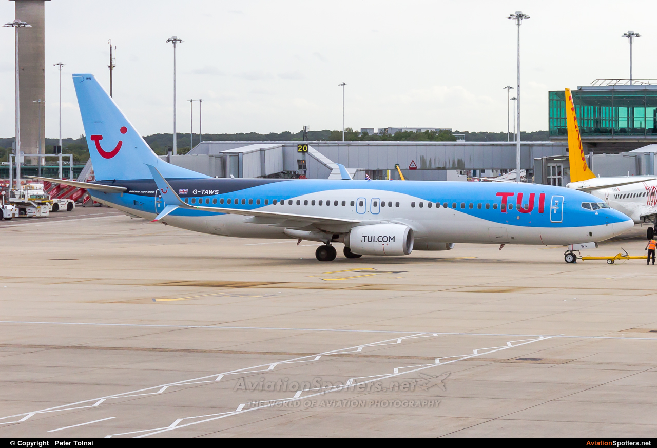 TUIfly  -  737-800  (G-TAWS) By Peter Tolnai (ptolnai)