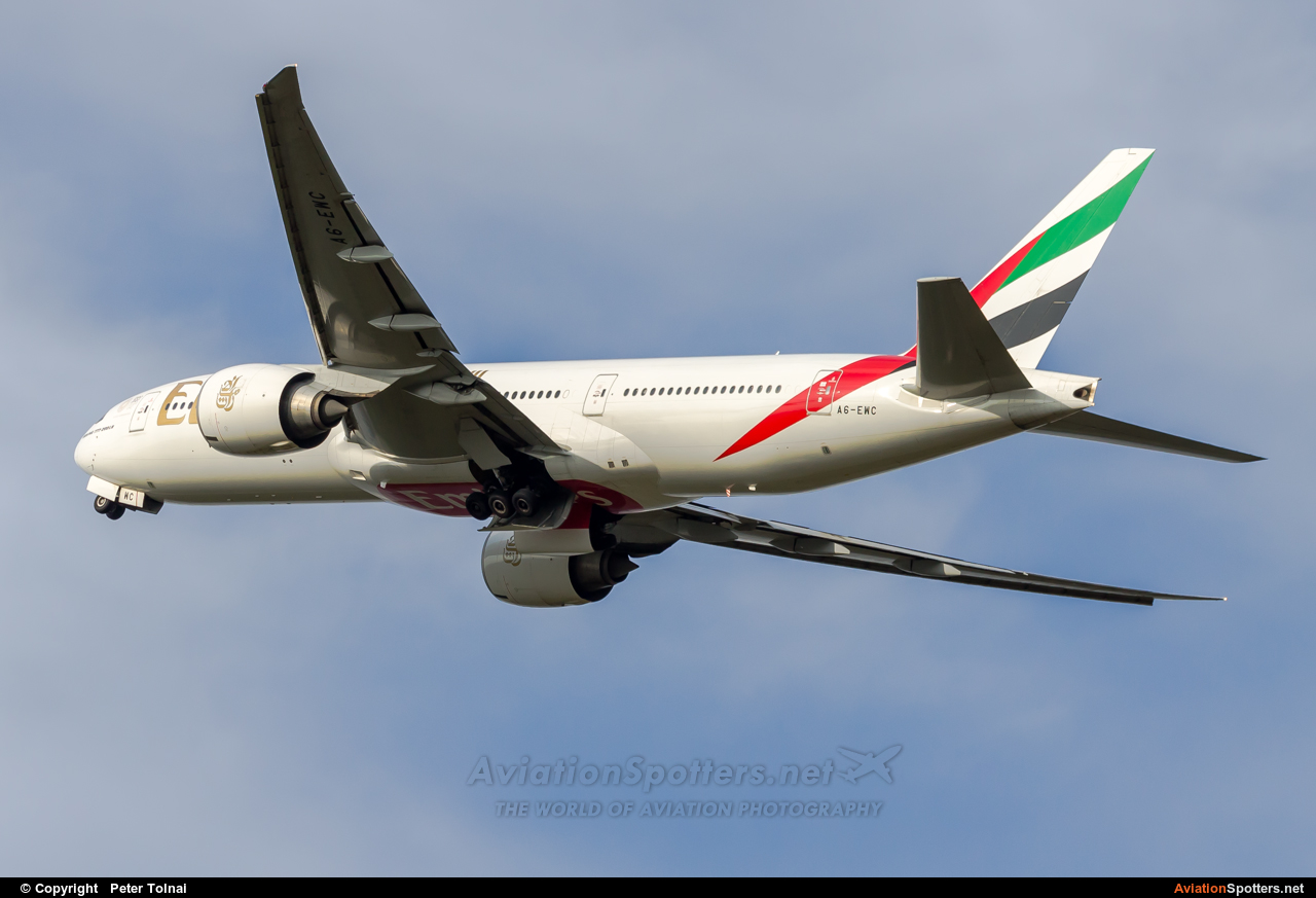 Emirates Airlines  -  777-200LR  (A6-EWC) By Peter Tolnai (ptolnai)