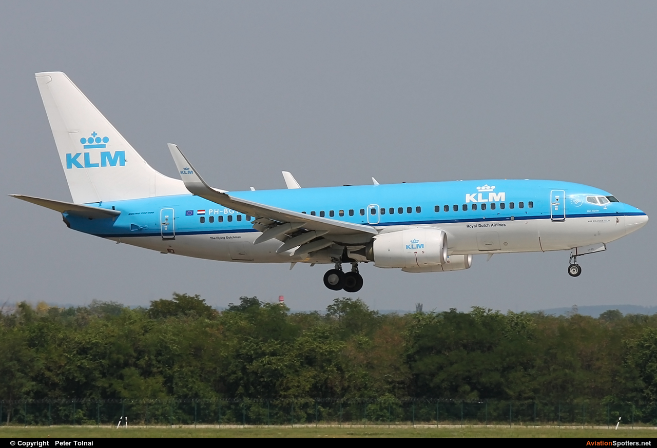 KLM  -  737-700  (PH-BGT) By Peter Tolnai (ptolnai)