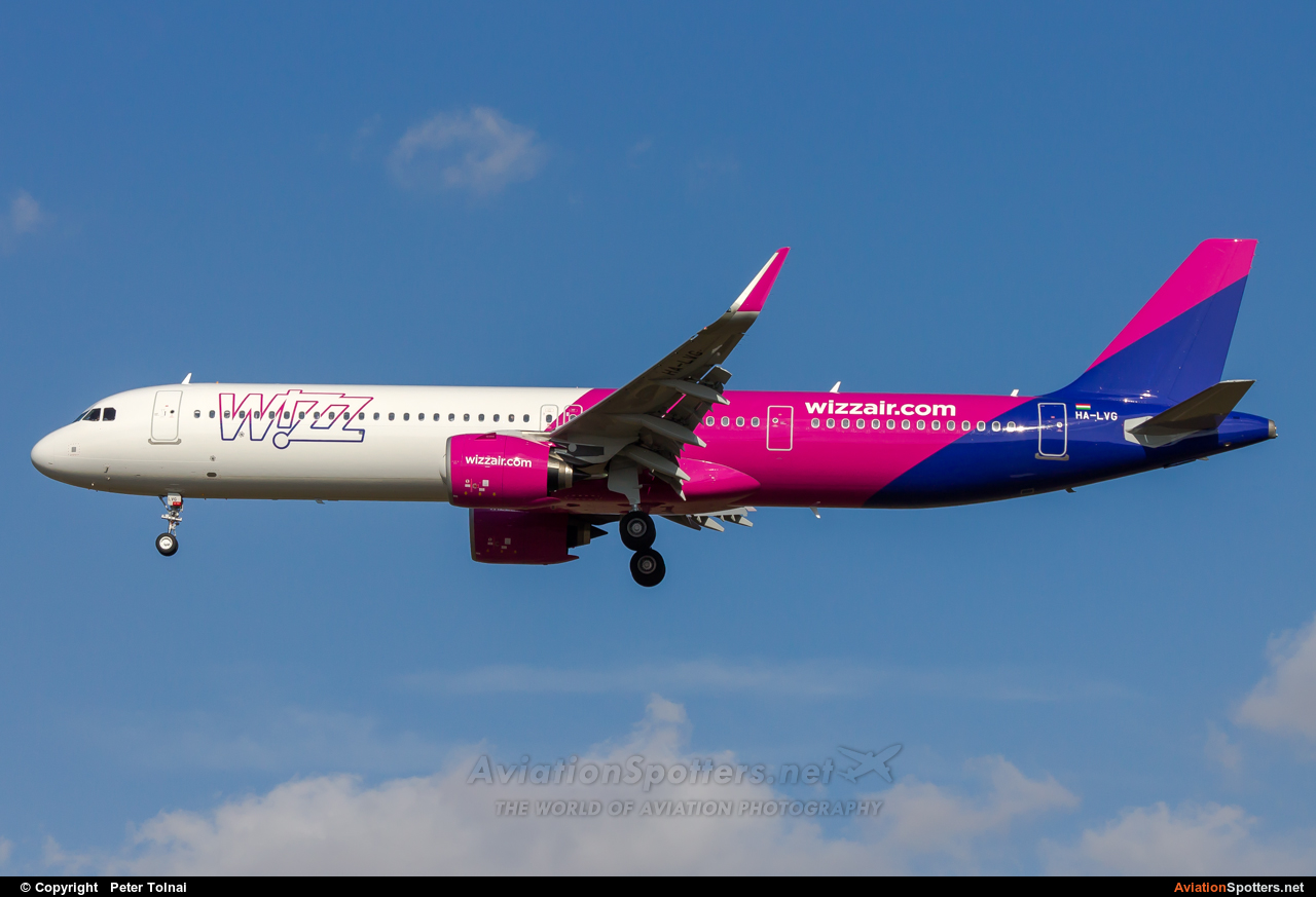 Wizz Air  -  A321-251N  (HA-LVG) By Peter Tolnai (ptolnai)