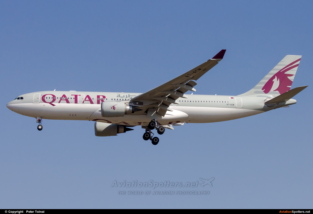 Qatar Airways  -  A330-200  (A7-ACM) By Peter Tolnai (ptolnai)