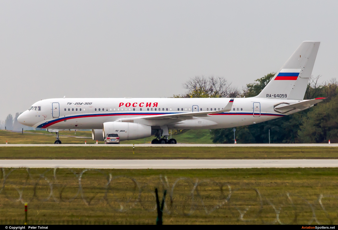 Russia State Transport Company  -  Tu-204-300A  (RA-64059) By Peter Tolnai (ptolnai)