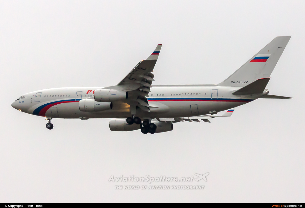Rossiya Airlines  -  Il-96  (RA-96022) By Peter Tolnai (ptolnai)