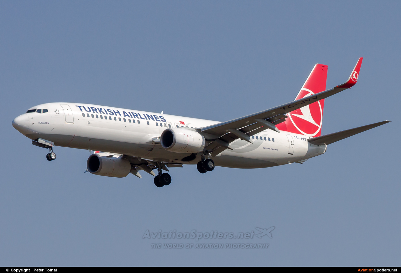 Turkish Airlines  -  737-800  (TC-JVV) By Peter Tolnai (ptolnai)