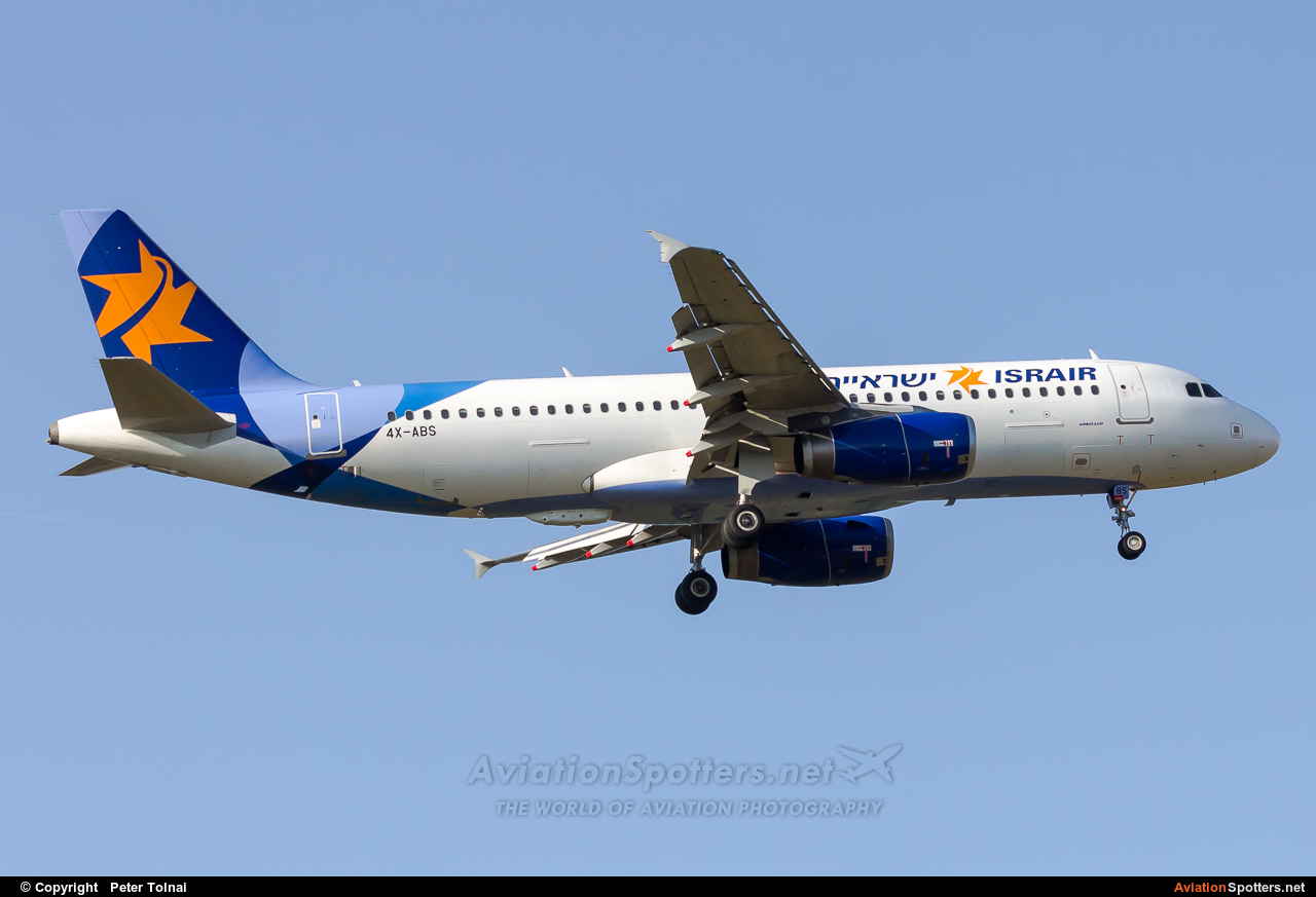 Israir Airlines  -  A320-232  (4X-ABS) By Peter Tolnai (ptolnai)