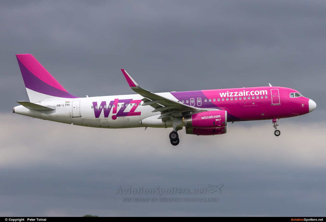 Wizz Air  -  A320-232  (HA-LYM) By Peter Tolnai (ptolnai)