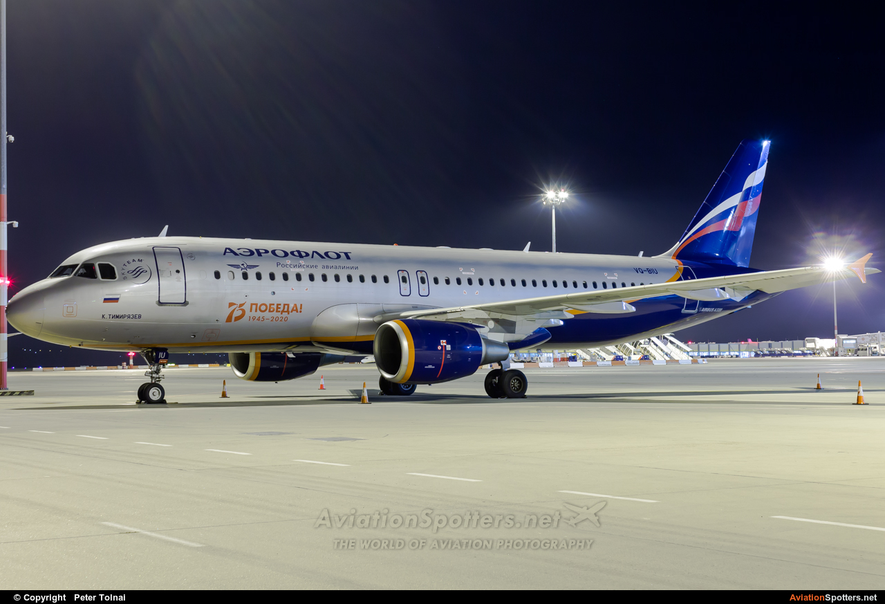 Aeroflot  -  A320  (VQ-BIU) By Peter Tolnai (ptolnai)