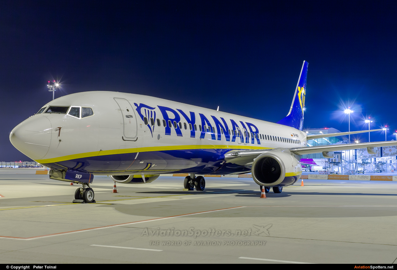 Ryanair  -  737-800  (SP-RKP) By Peter Tolnai (ptolnai)