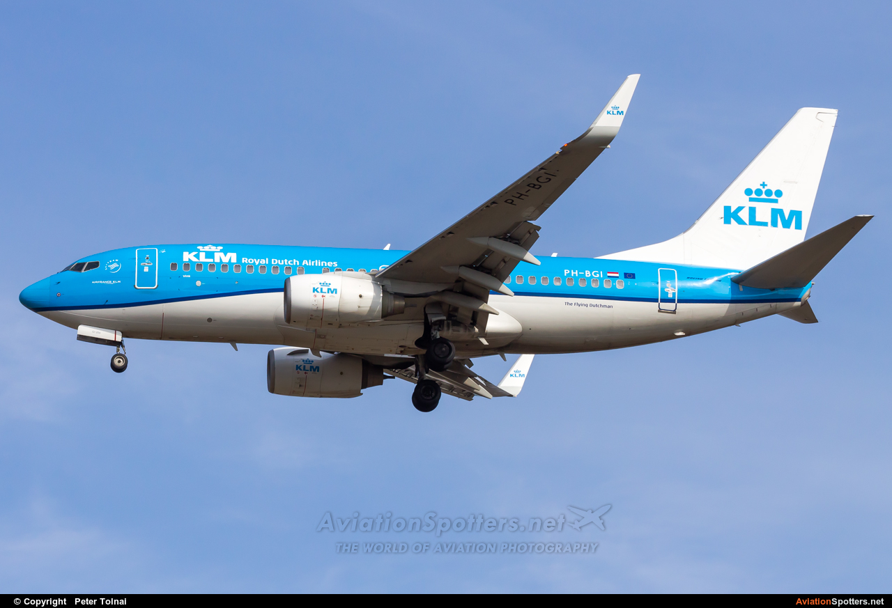 KLM  -  737-700  (PH-BGI) By Peter Tolnai (ptolnai)