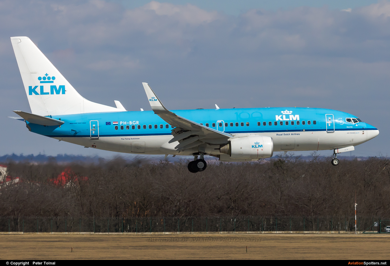 KLM  -  737-700  (PH-BGR) By Peter Tolnai (ptolnai)