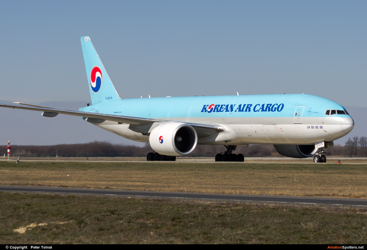 Korean Air Cargo  -  777-FB5  (HL8076) By Peter Tolnai (ptolnai)