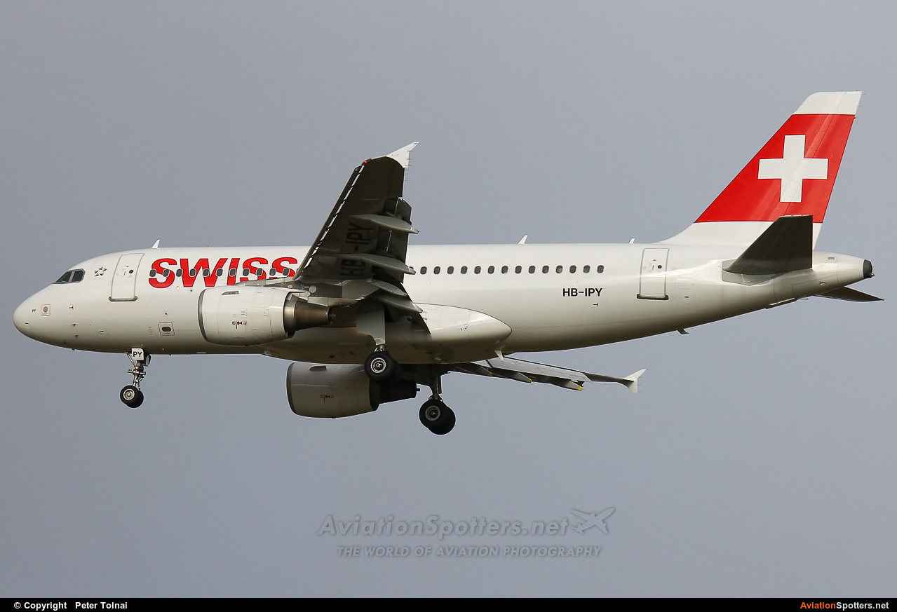 Swiss International  -  A319  (HB-IPY) By Peter Tolnai (ptolnai)
