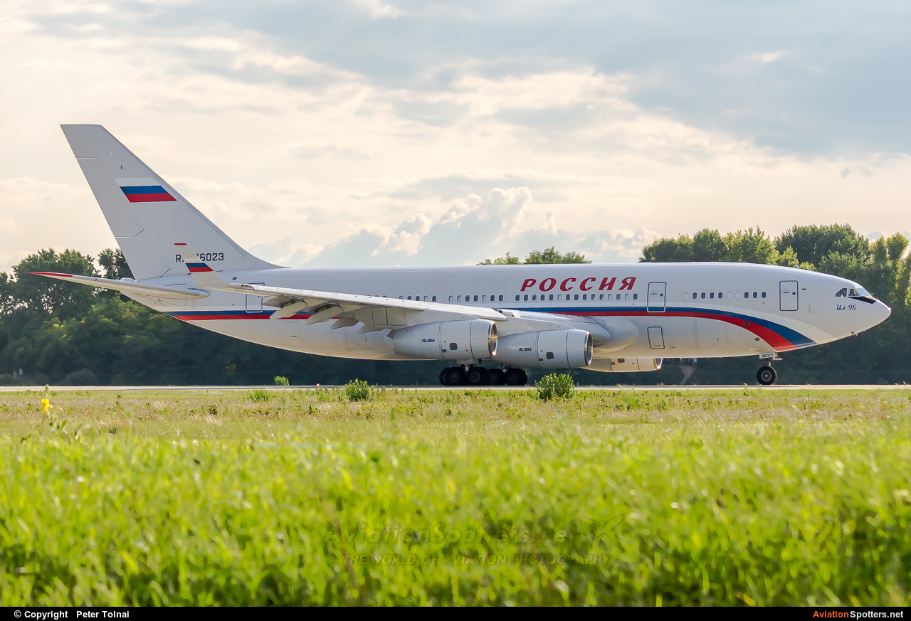 Rossiya Airlines  -  Il-96  (RA-96023) By Peter Tolnai (ptolnai)