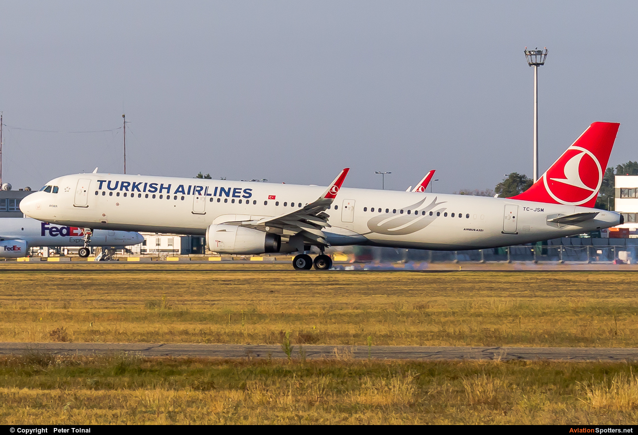 Turkish Airlines  -  A321-231  (TC-JSM) By Peter Tolnai (ptolnai)
