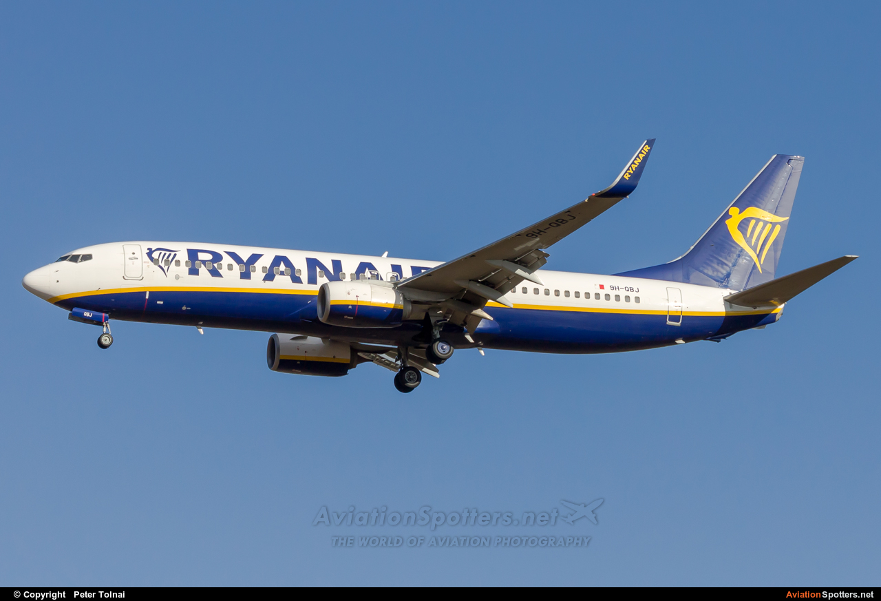 Ryanair  -  737-8AS  (9H-QBJ) By Peter Tolnai (ptolnai)