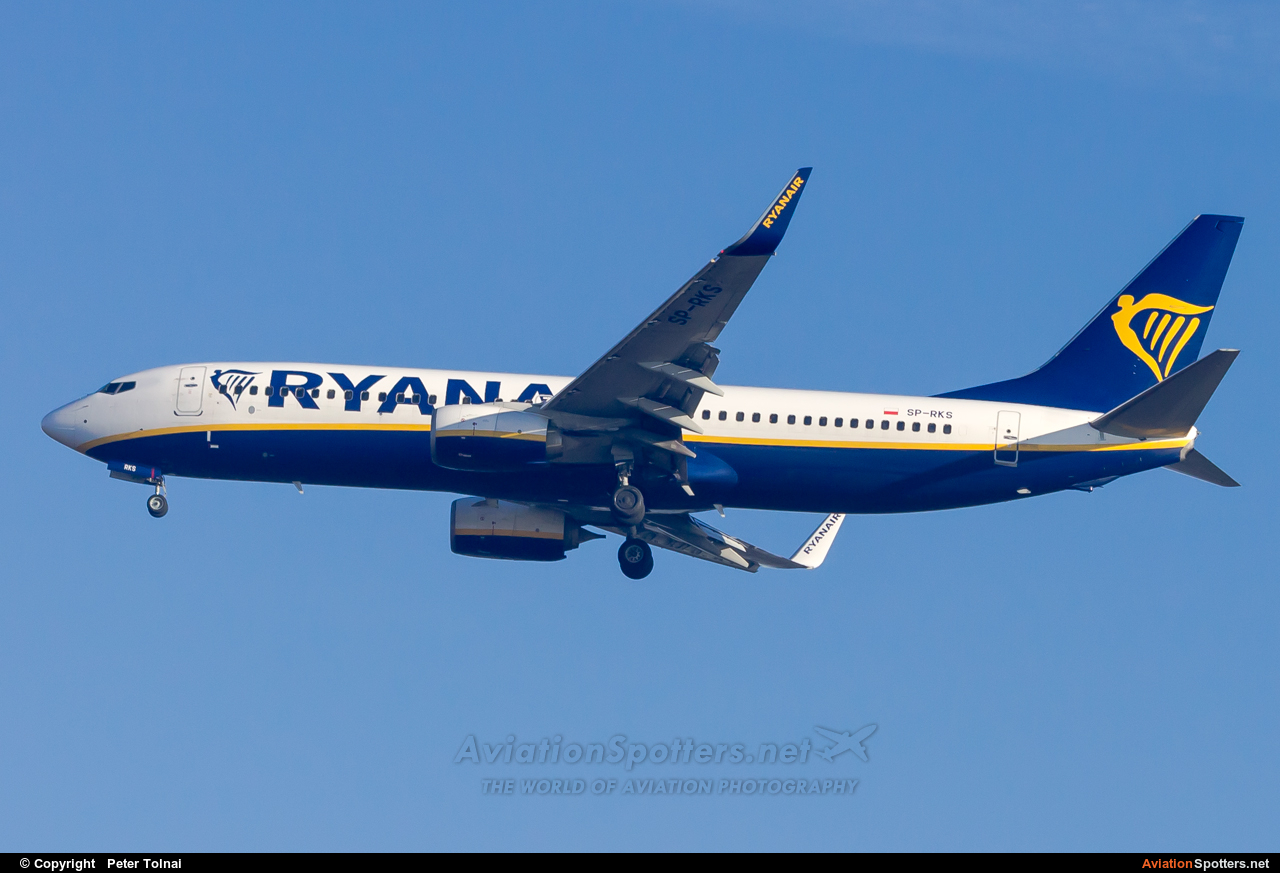 Ryanair  -  737-8AS  (SP-RKS) By Peter Tolnai (ptolnai)