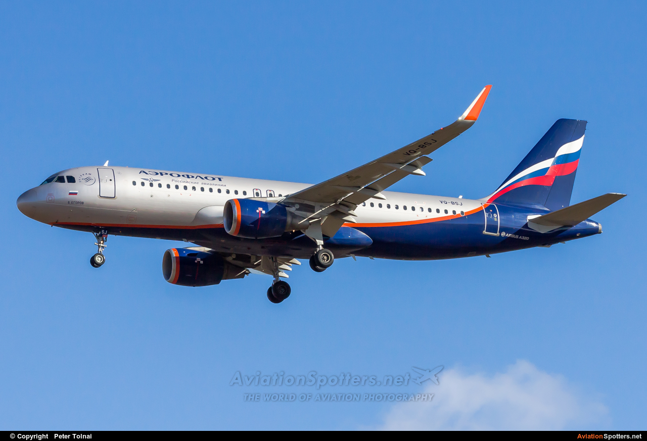 Aeroflot  -  A320-214  (VQ-BSJ) By Peter Tolnai (ptolnai)